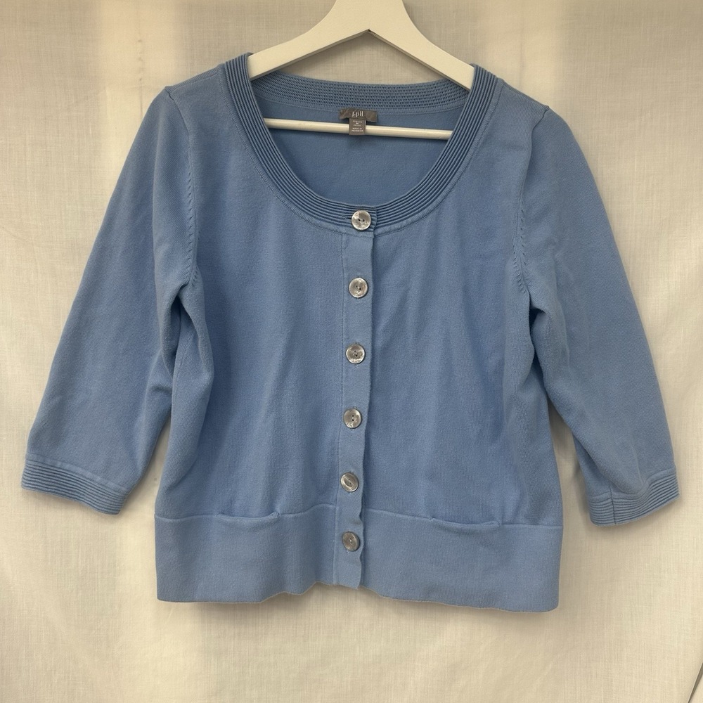 J.JILL Women's P Medium Light Blue Cropped Cardigan Sweater Button Up 3/4 Sleeve